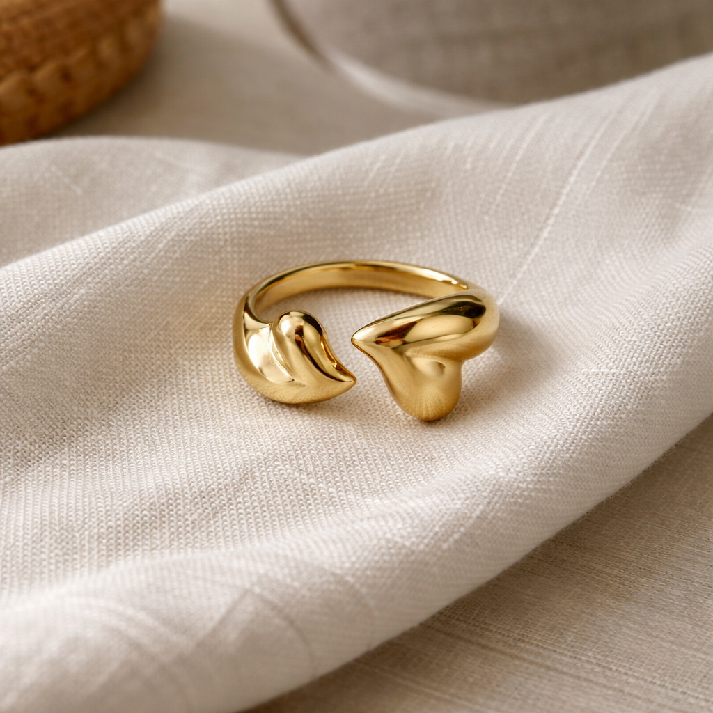 Double Heart Embrace Ring Gold