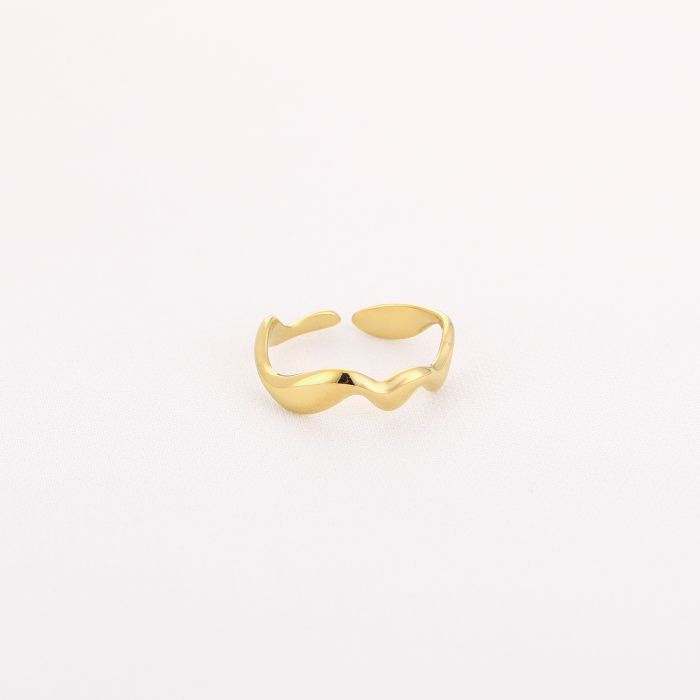 Gold Wave Ring